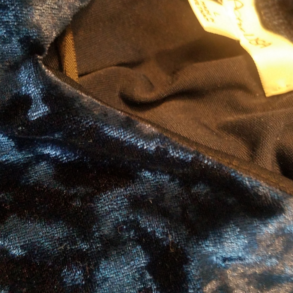 Dress - Picture 5 of 8